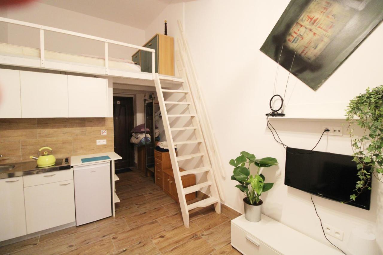 Studio Lofty Komuny Paryskiej 62 Wrocław Exterior foto